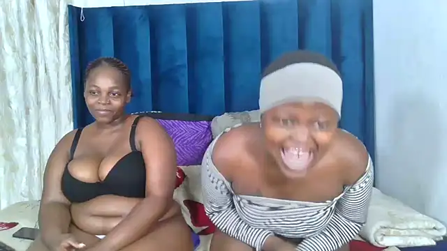 SweetSavage18 online show from 05-19-26, 10:28