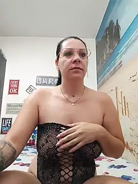 SugarDiamonds online show from 07-10-26, 04:01