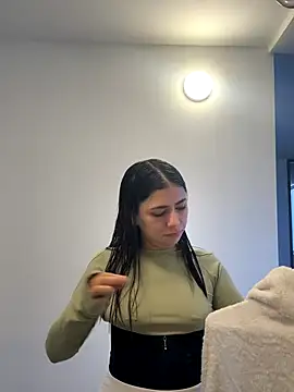 Shanell c online show from 11-26-25, 04:40