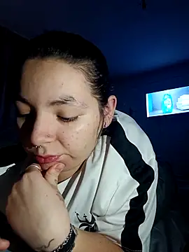 Baby Myla online show from 11-18-25, 03:15