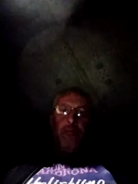 Snapshot of KAXABE11 chatting on 11-09-25, 05:39 KAXABE11 online show from 11-09-25, 05:39