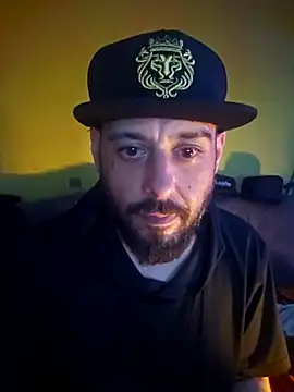 Snapshot of DonJuanDeBomboni chatting on 11-03-25, 03:23 DonJuanDeBomboni online show from 11-03-25, 03:23