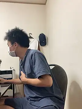 Snapshot of RYUTA_9911 chatting on 11-04-25, 06:50 RYUTA 9911 online show from 11-04-25, 06:50