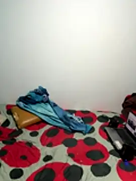 AlexanderBianchi2 online show from 12-19-25, 10:17