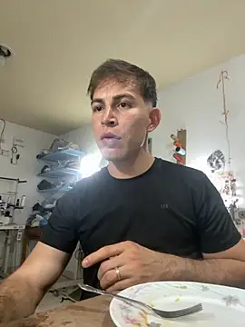 AlexanderBianchi2 online show from 11-30-25, 12:00