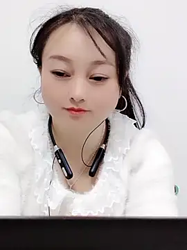 Alice-Baby520 online show from 11-03-25, 05:45