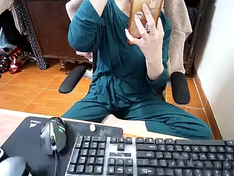 ---Lusi03--- online show from 02-23-26, 03:45