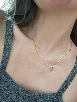 Melzinhasweet online show from 11-24-25, 09:15