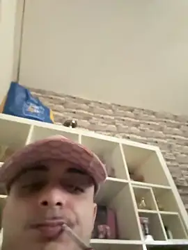 jiggy823 online show from 11-05-25, 04:43