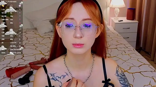 Snapshot of WICKEDEMBER chatting on 05-03-26, 01:44 WICKEDEMBER online show from 05-03-26, 01:44