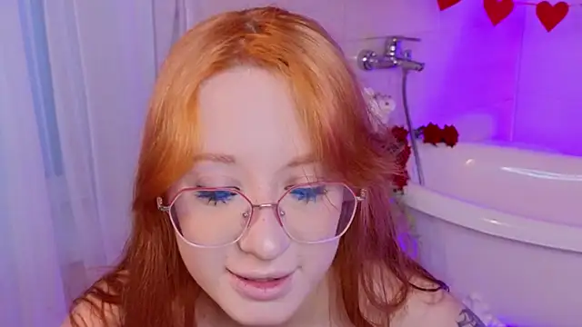 Snapshot of WICKEDEMBER chatting on 02-18-26, 01:25 WICKEDEMBER online show from 02-18-26, 01:25