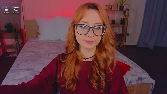 Snapshot of WICKEDEMBER chatting on 06-02-26, 02:11 WICKEDEMBER online show from 06-02-26, 02:11