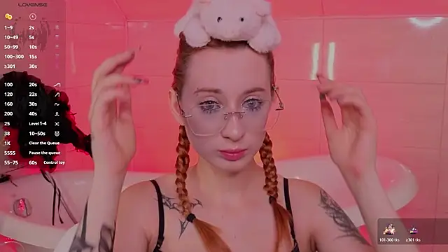 Snapshot of WICKEDEMBER chatting on 07-10-26, 02:33 WICKEDEMBER online show from 07-10-26, 02:33