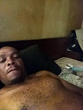 BBC-KING-100 online show from 12-21-25, 10:54