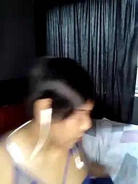 Snapshot of juicylips58 chatting on 11-04-25, 02:32 juicylips58 online show from 11-04-25, 02:32