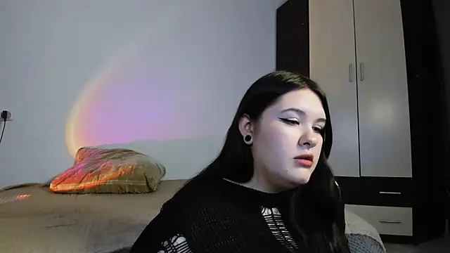 Snapshot of HitoMi2 chatting on 11-13-25, 03:49 HitoMi2 online show from 11-13-25, 03:49