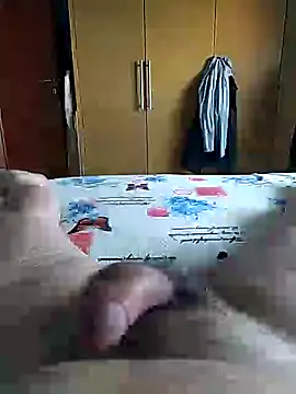 Snapshot of Cini75 chatting on 04-18-26, 02:30 Cini75 online show from 04-18-26, 02:30