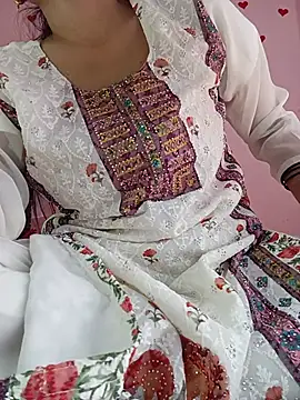 Saniya76 online show from 06-19-26, 03:51