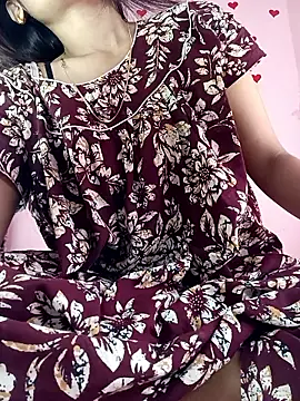 Snapshot of Saniya76 chatting on 05-14-26, 05:04 Saniya76 online show from 05-14-26, 05:04