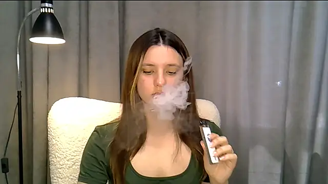 KiraHoney online show from 06-04-26, 10:42