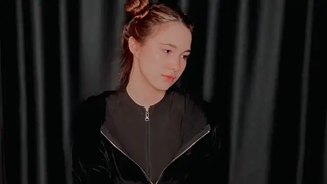 LeenaPuita online show from 01-11-26, 04:14