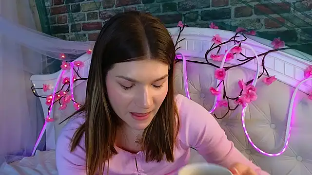 WilmaJohnson online show from 03-13-26, 07:02