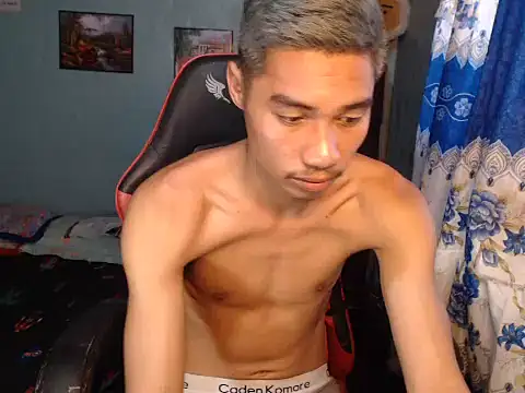 Snapshot of mrsexyteens chatting on 02-07-26, 06:21 mrsexyteens online show from 02-07-26, 06:21