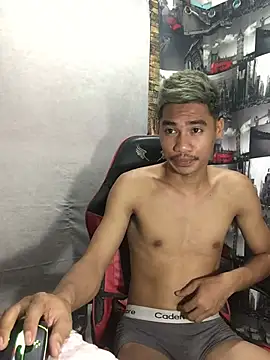 Snapshot of mrsexyteens chatting on 02-17-26, 05:27 mrsexyteens online show from 02-17-26, 05:27