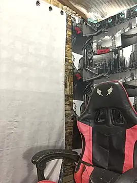 Snapshot of mrsexyteens chatting on 02-19-26, 01:46 mrsexyteens online show from 02-19-26, 01:46