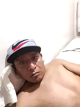 Snapshot of Frankgito chatting on 11-28-25, 06:57 Frankgito online show from 11-28-25, 06:57