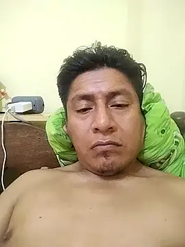 Snapshot of Frankgito chatting on 11-23-25, 06:40 Frankgito online show from 11-23-25, 06:40