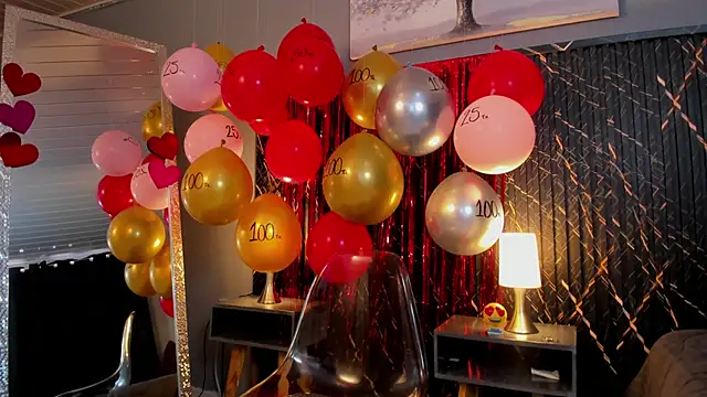 Snapshot of clara_heat chatting on 02-14-26, 04:40 clara heat online show from 02-14-26, 04:40