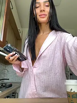 Snapshot of VickyM99 chatting on 06-20-26, 11:48 VickyM99 online show from 06-20-26, 11:48