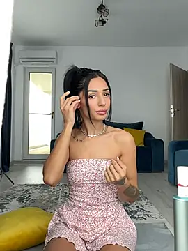 VickyM99 online show from 04-09-26, 10:54