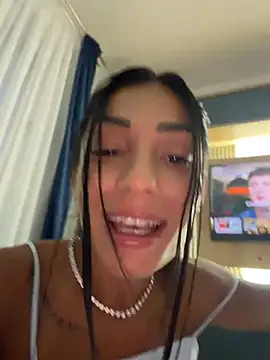 Snapshot of VickyM99 chatting on 07-12-26, 06:20 VickyM99 online show from 07-12-26, 06:20
