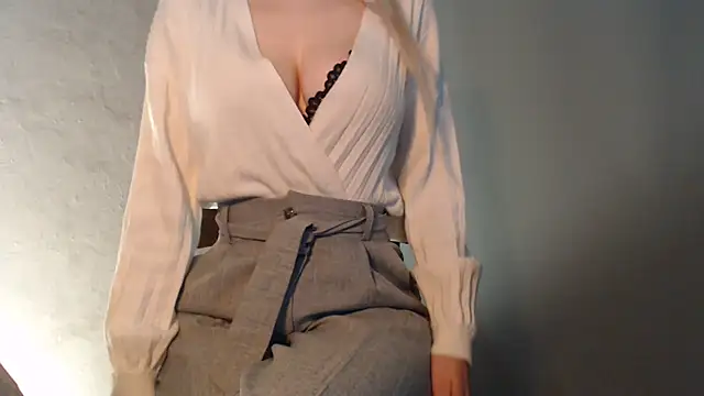 charm  me online show from 07-01-26, 06:14