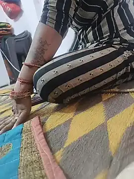 Snapshot of Lailamajnu1996 chatting on 03-02-26, 05:08 Lailamajnu1996 online show from 03-02-26, 05:08