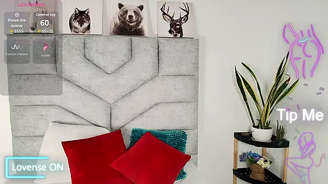 Snapshot of KimberlyFox_t chatting on 02-13-26, 12:49 KimberlyFox t online show from 02-13-26, 12:49