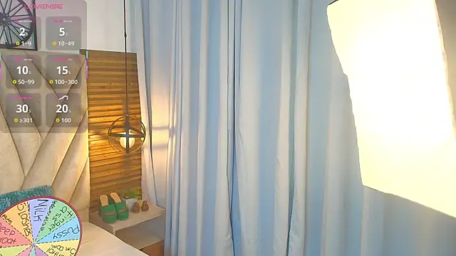 Snapshot of KimberlyFox_t chatting on 04-09-26, 12:22 KimberlyFox t online show from 04-09-26, 12:22