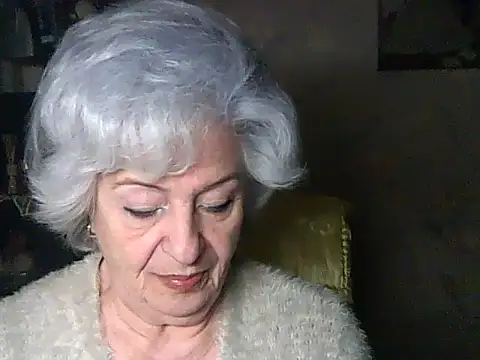 ValeriaKroww online show from 04-14-26, 05:07