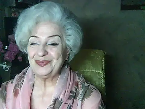 Snapshot of ValeriaKroww chatting on 06-12-26, 05:21 ValeriaKroww online show from 06-12-26, 05:21