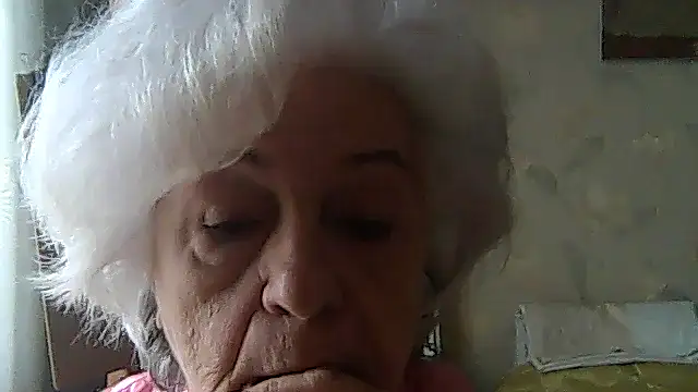 ValeriaKroww online show from 11-07-25, 08:41