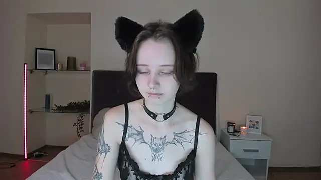 OliviaFlex online show from 11-29-25, 06:35