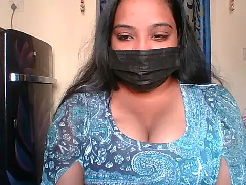Snapshot of Mathi_cam chatting on 03-03-26, 04:52 Mathi cam online show from 03-03-26, 04:52