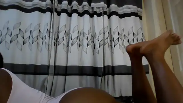 Snapshot of BARBIEDOLLXXX chatting on 11-28-25, 09:37 BARBIEDOLLXXX online show from 11-28-25, 09:37