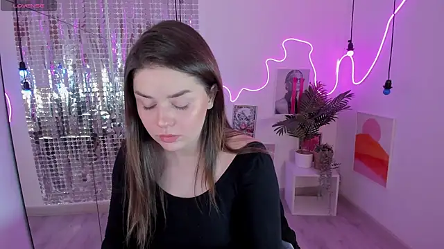 melanie neal online show from 11-29-25, 03:34