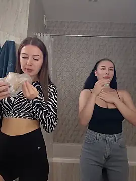 MelissaPinkiss online show from 12-15-25, 01:28