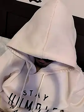 skinnydddue online show from 11-04-25, 06:39