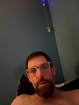 biggdaddyandqueenn online show from 12-19-25, 09:06