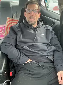 biggdaddyandqueenn online show from 12-17-25, 06:46